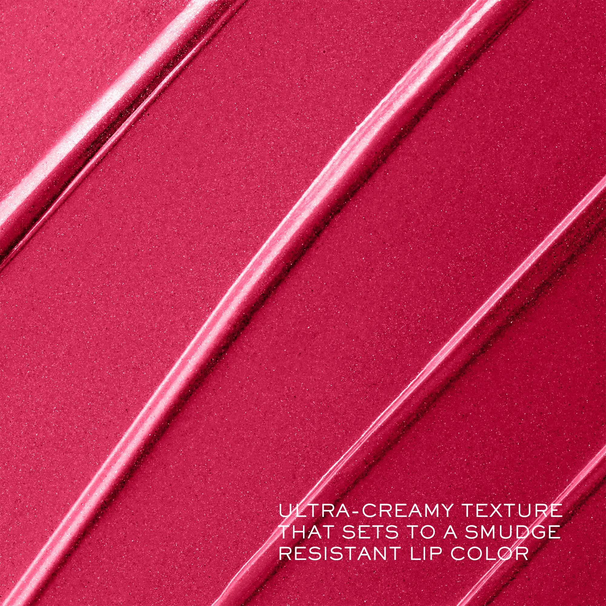 Lancôme L'Absolu Rouge Crème — acide hyaluronique et formule hydratante pour lisser les lèvres.