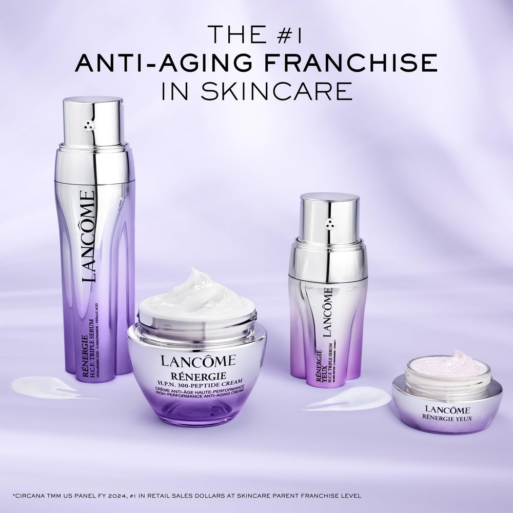 Lancôme Rénergie H.P.N 300 péptidos, frasco en mano durante la rutina diaria.