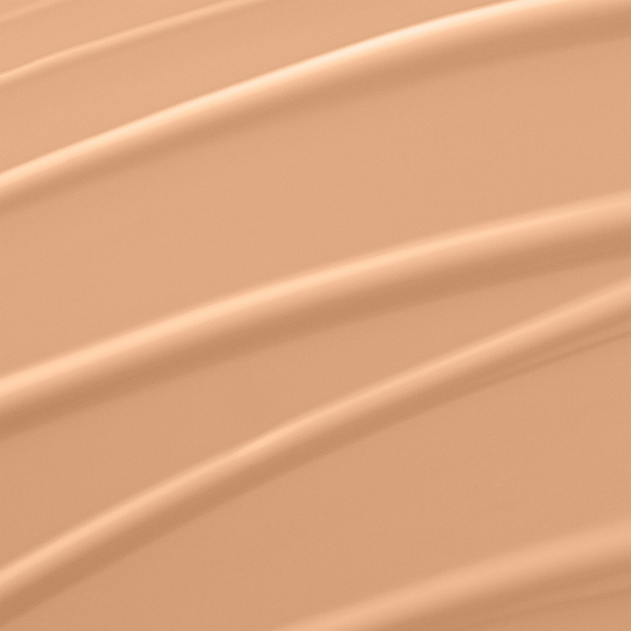 Lancôme Renergie Lift aplicado para una cobertura media uniforme.