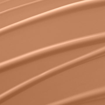 Lancôme Renergie Lift base de maquillaje, aplicación suave para cobertura uniforme.