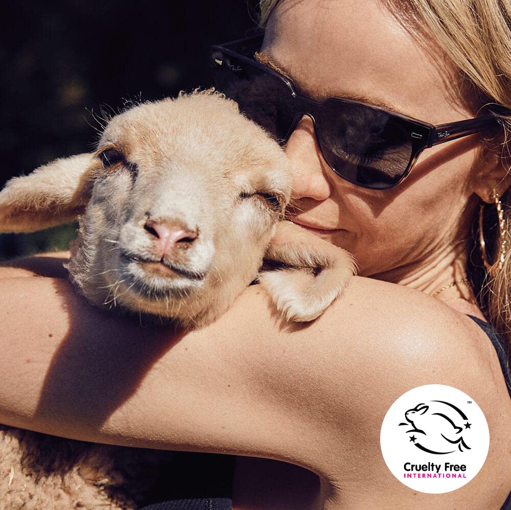 Emballage du kit Lanolips, duo héros élégant et pratique.