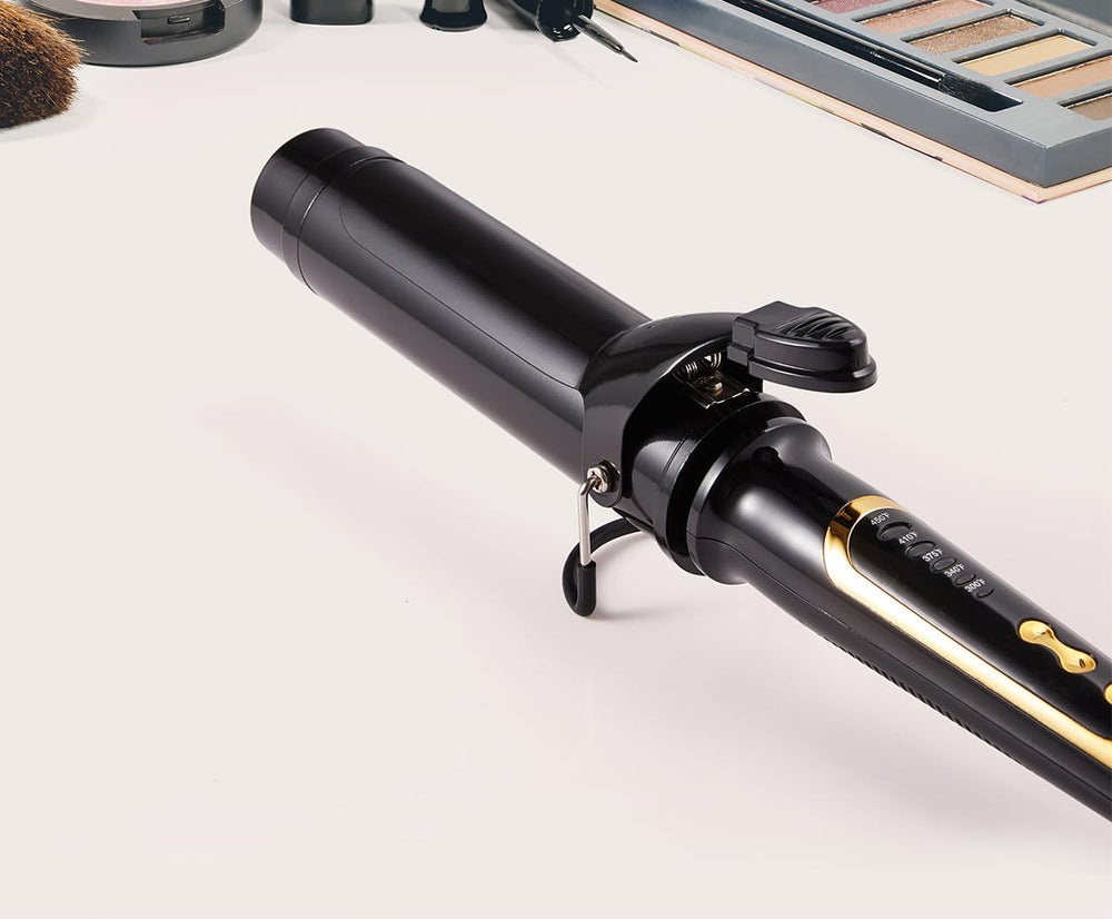 Cable giratorio de 360° para moverse con comodidad al peinar.
