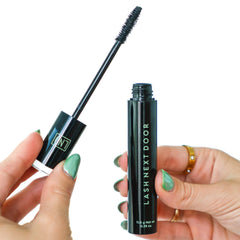 Lash Next Door, aprobada por Brooklyn y Bailey para confianza diaria.