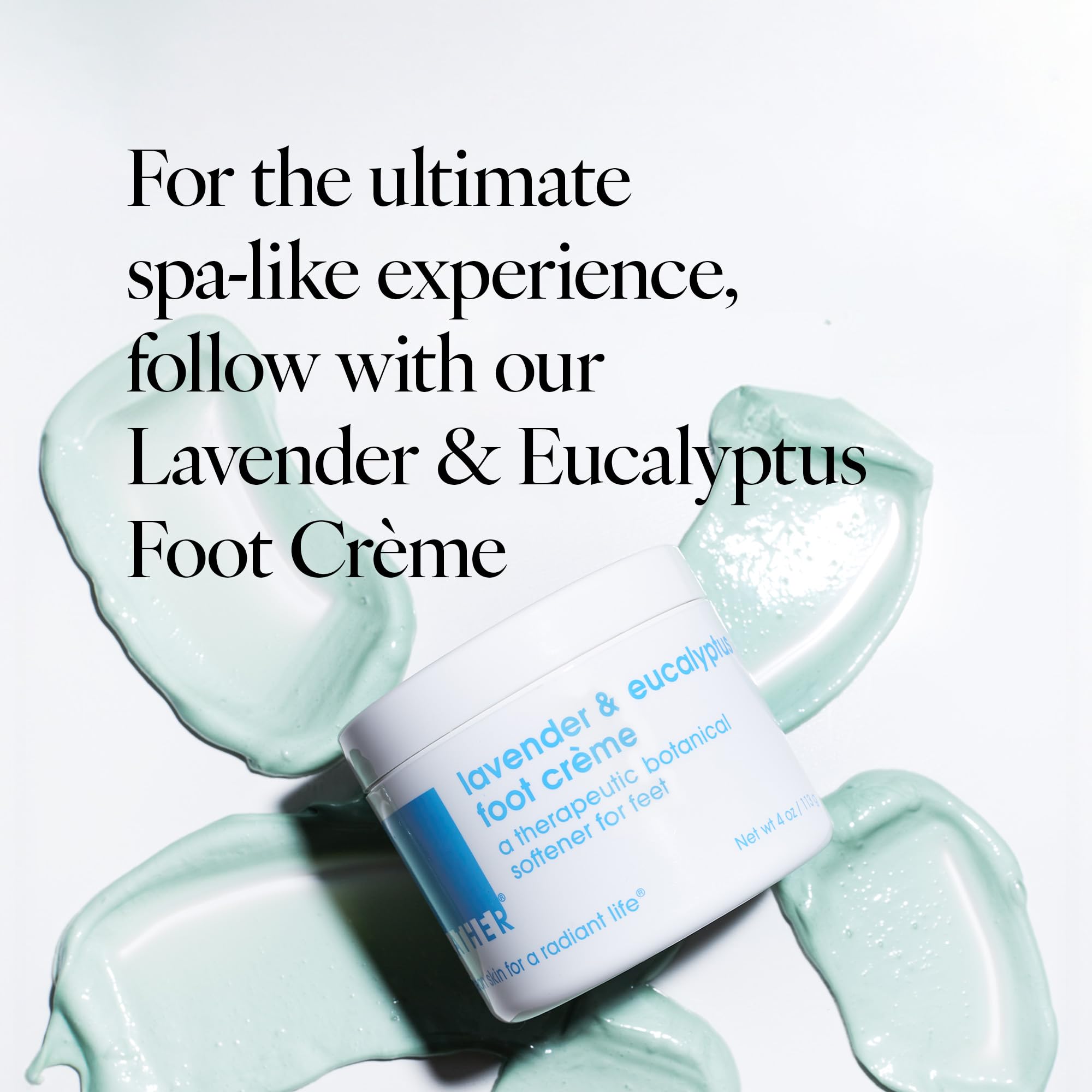 LATHER exfoliante de pies promueve suavidad y confort al caminar.