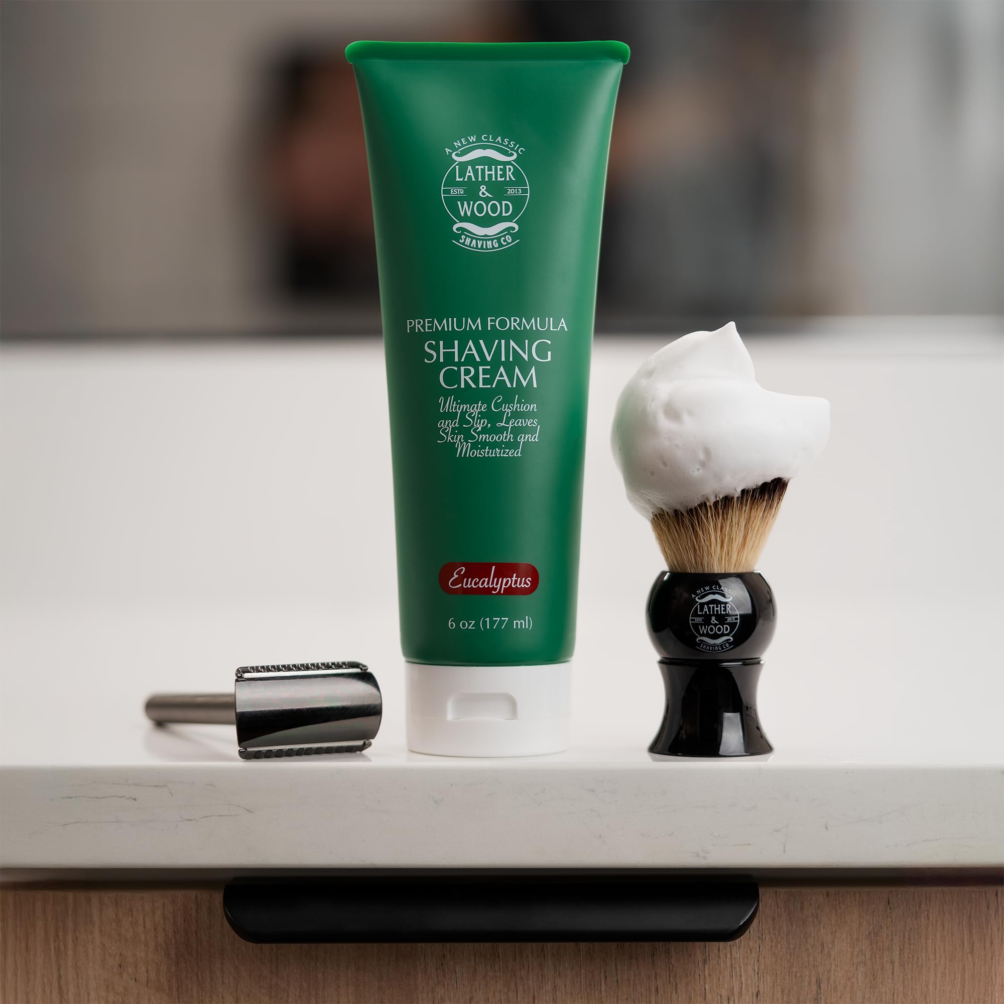 Lather & Wood textura-crema-afeitar, espuma densa y protección