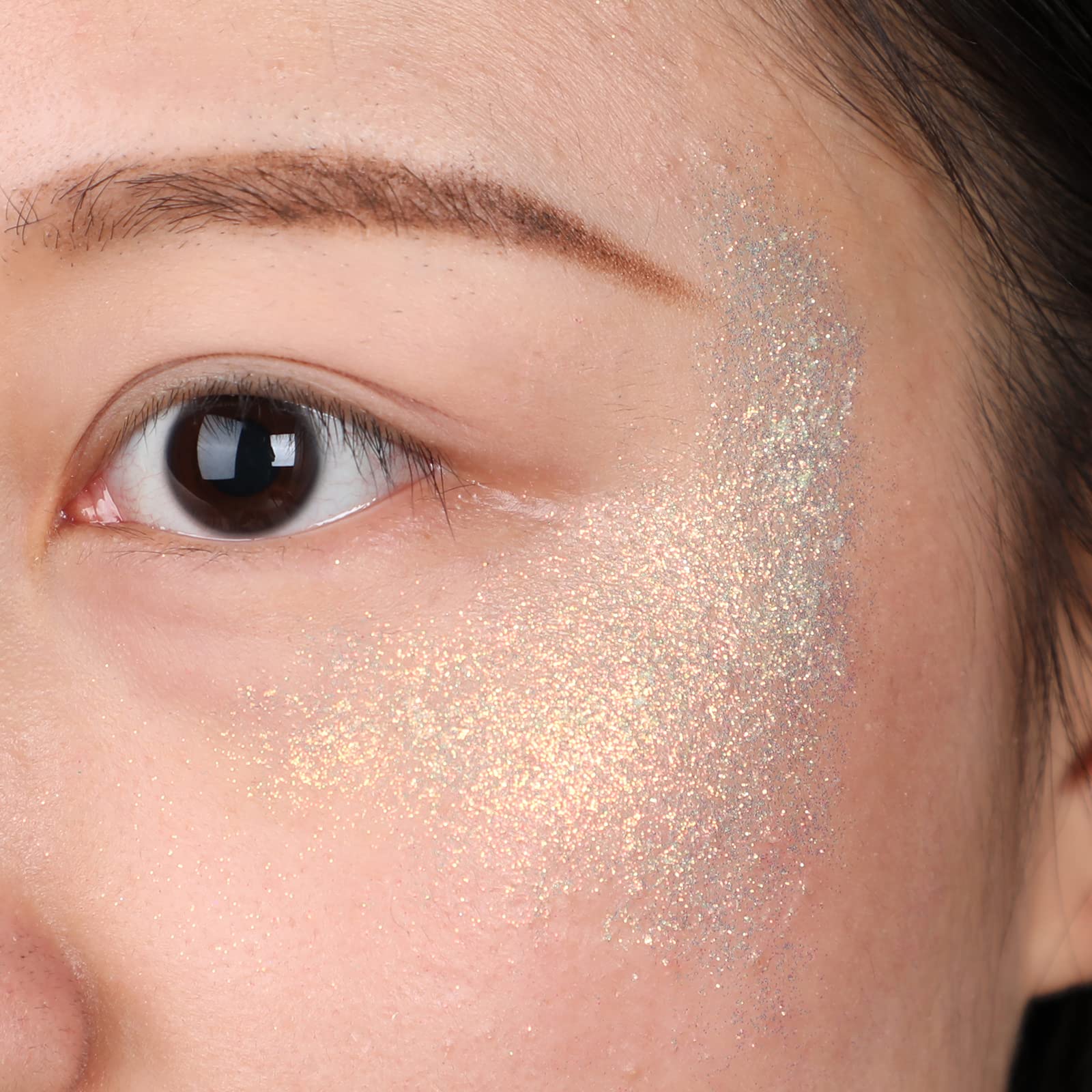 LATIBELL Glitter UV: efecto disco brillante para estilos nocturnos.