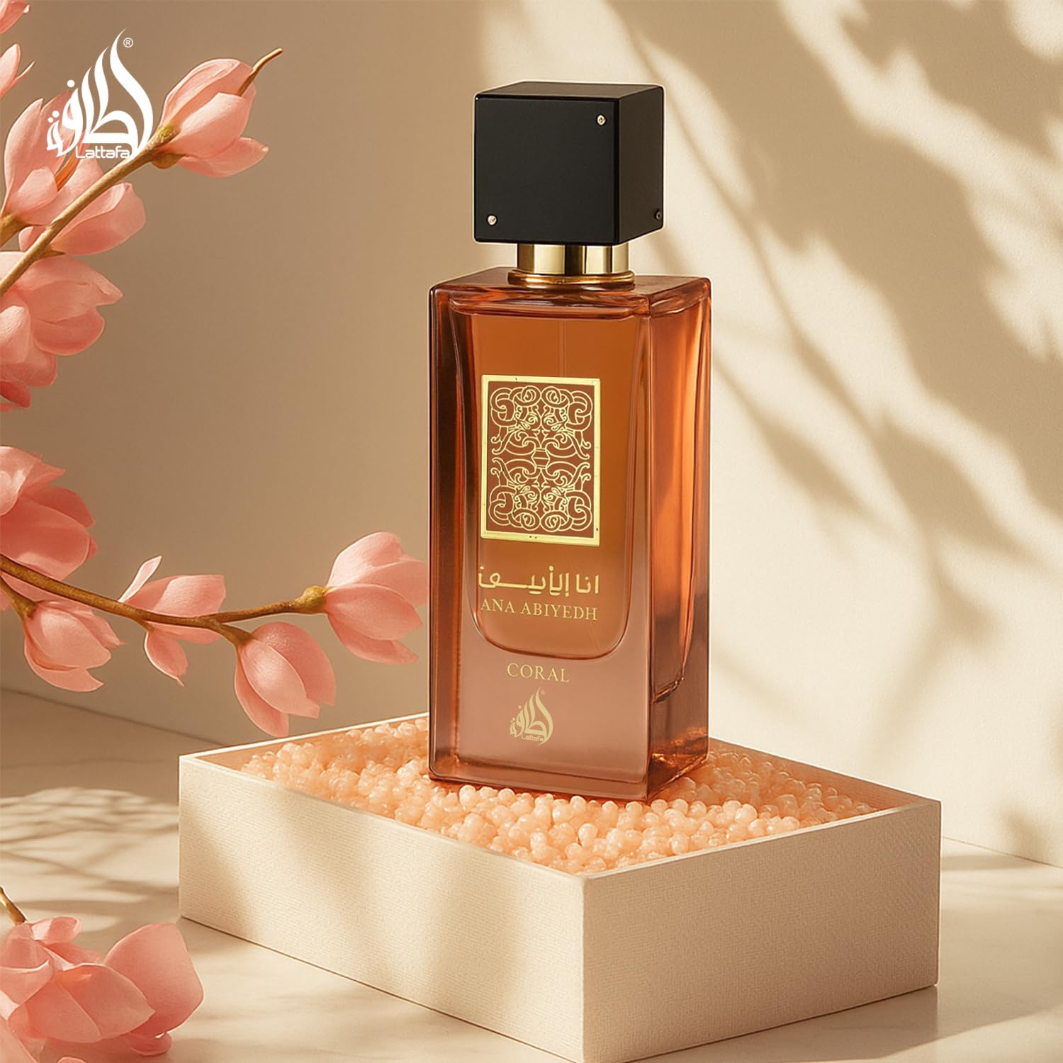 Lattafa Ana Abiyedh Coral, fragancia unisex para todo el año.
