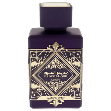 Lattafa Bade'e Al Oud Amethyst bottle top view highlights warm amber-vanilla tones.
