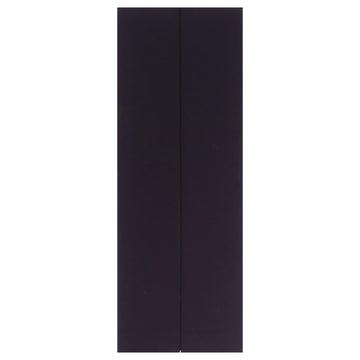 Lattafa Bade'e Al Oud Amethyst spray action captures the scent release.