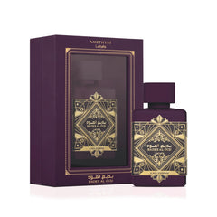 Lattafa Bade'e Al Oud Amethyst, tapa dorada para un toque premium.