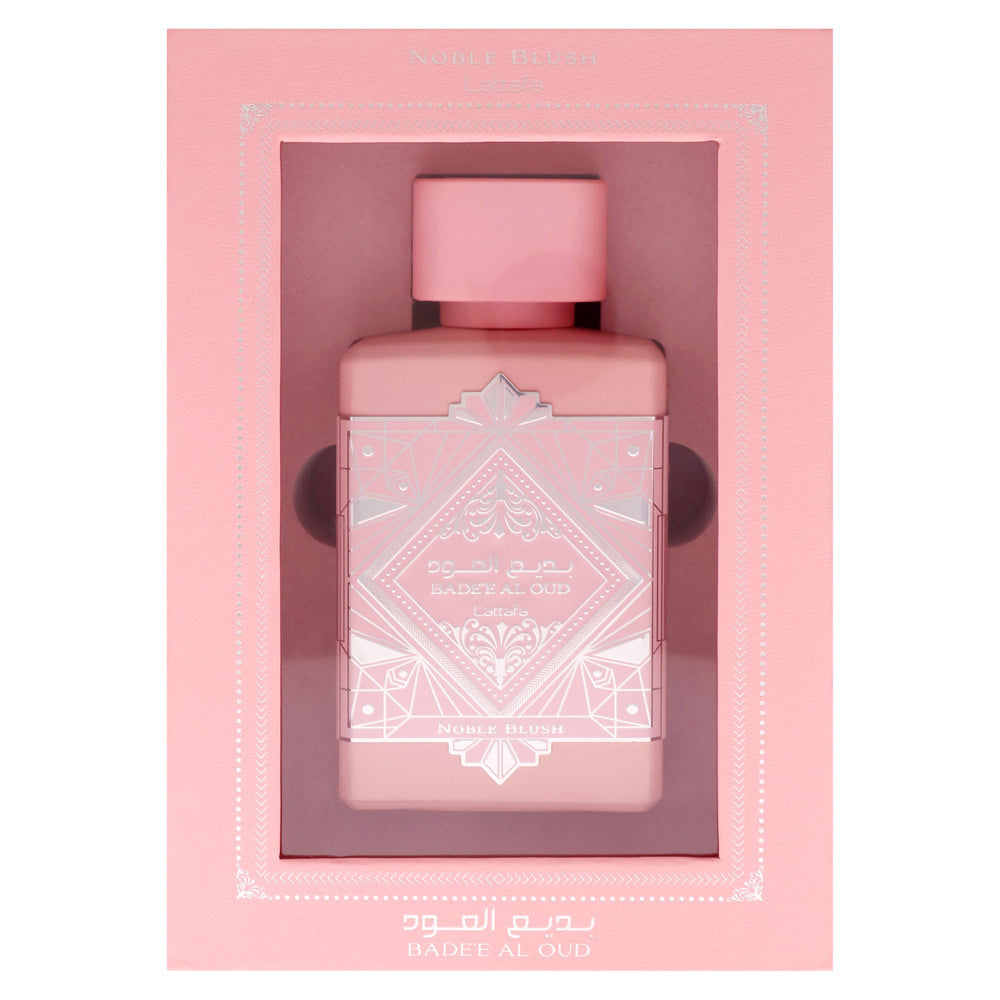 Lattafa Badee Al Oud notas altas: azafrán, nuez moscada y lavanda en salida aromática.
