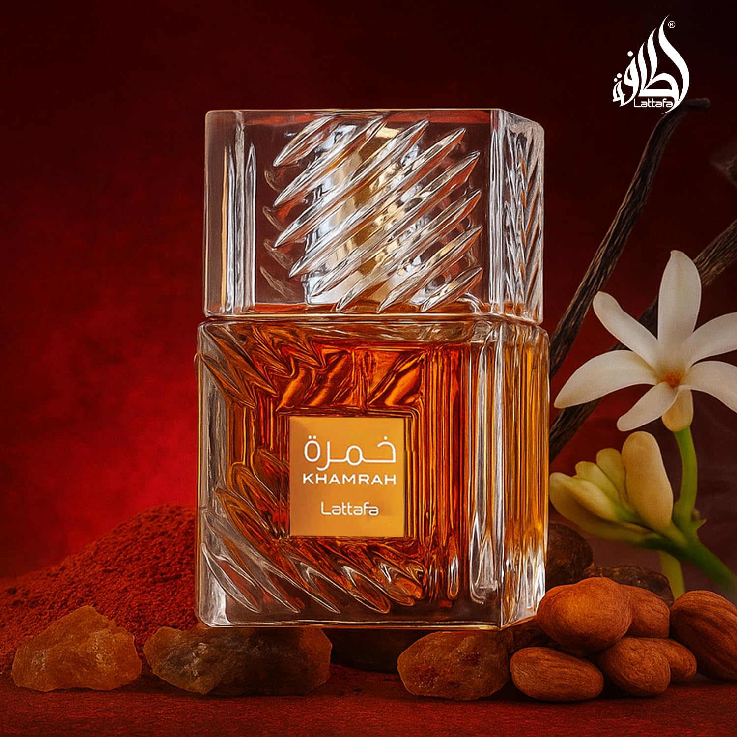 Lattafa Khamrah: especias de canela y nuez moscada para calidez envolvente.