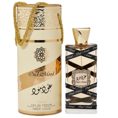 Lattafa Oud Mood con notas superiores de safrán y florales para momentos especiales.