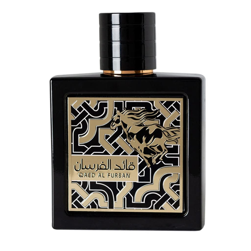 Lattafa Qaed Al Fursan, etiqueta y frasco, aroma único para cualquier ocasión.