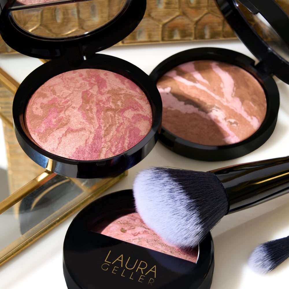 Laura Geller New York Baked Blush-n-Bronze: tono ideal para todos los tipos de piel.