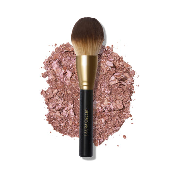 Brocha bronceador clásica de Laura Geller New York para un acabado suave