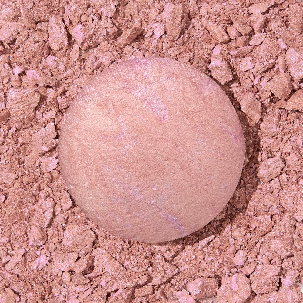 LAURA GELLER NEW YORK long-wear rosy blush for lasting color