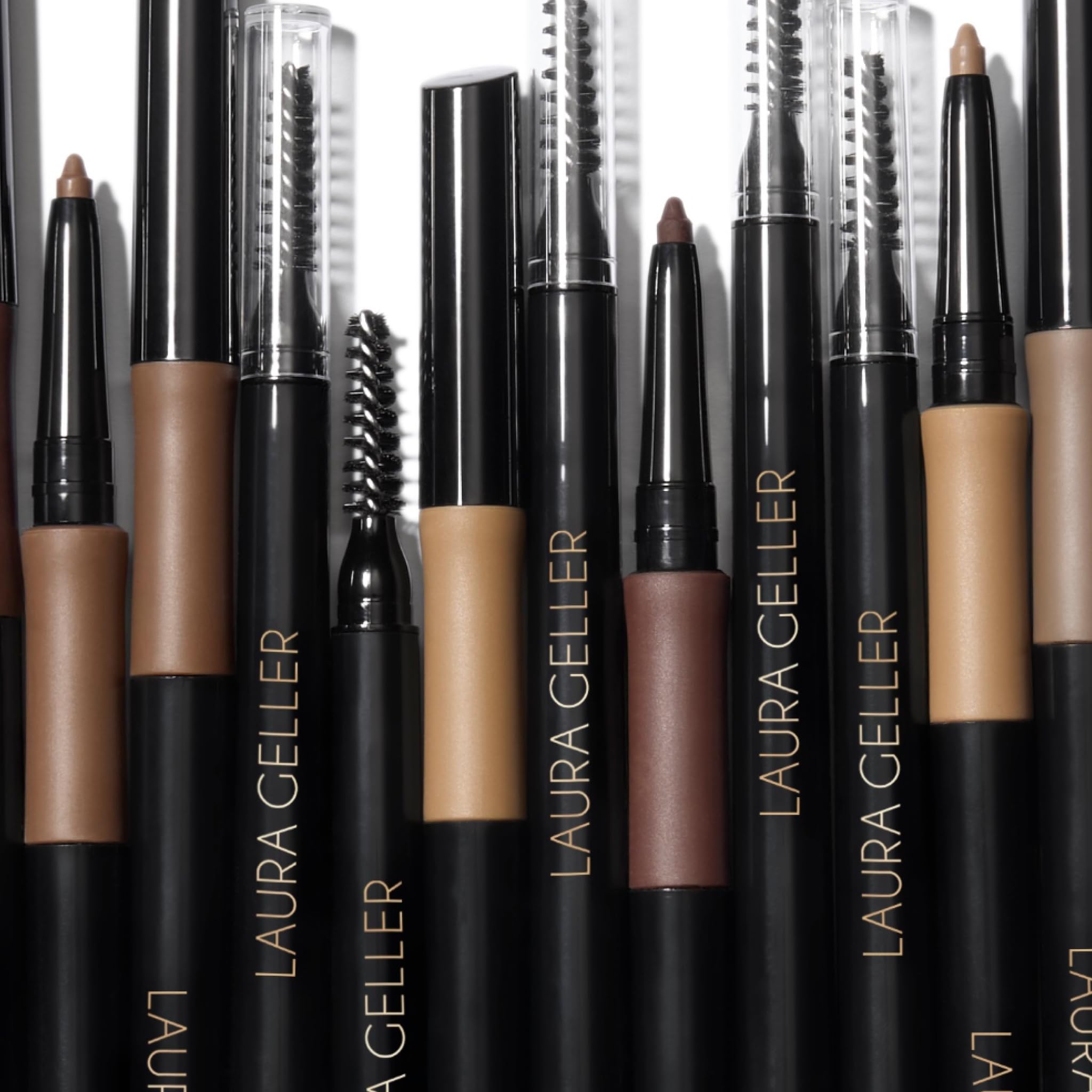 LAURA GELLER NEW YORK Inkcredible, perfecto para retoques rápidos ante sudor o humedad.