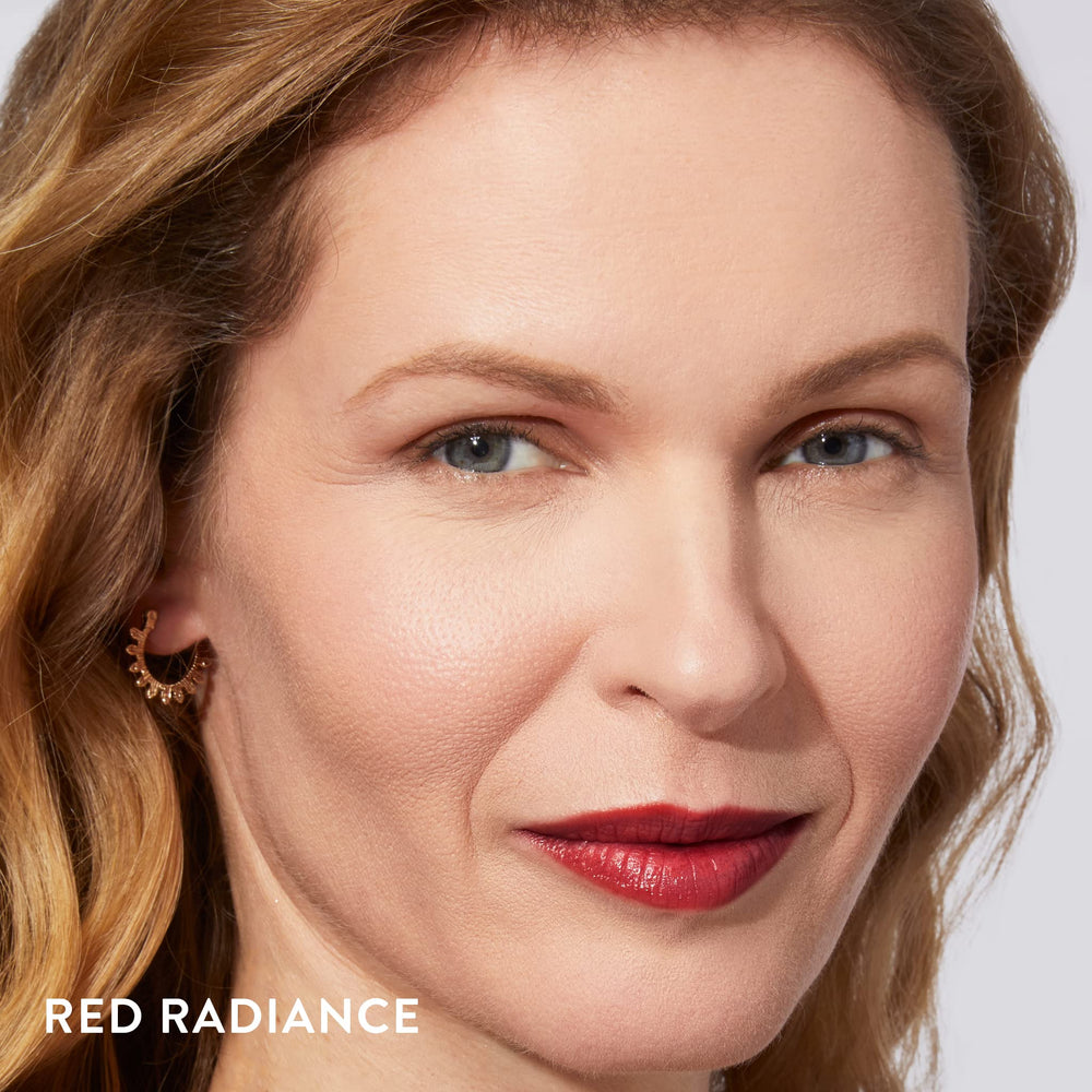Laura Geller New York – swatch Rouge Radiance, couleur vive et séduisante