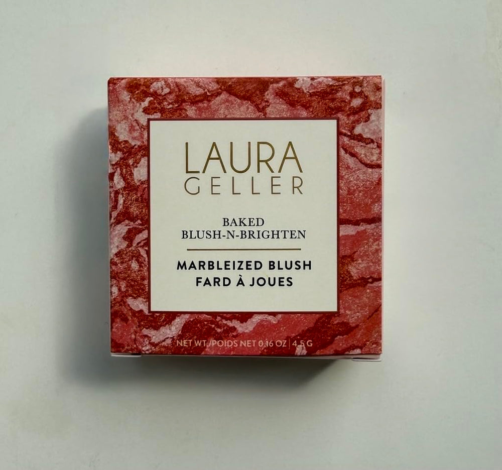 LAURA GELLER NEW YORK tono rosado etéreo: compatible con piel clara y media.