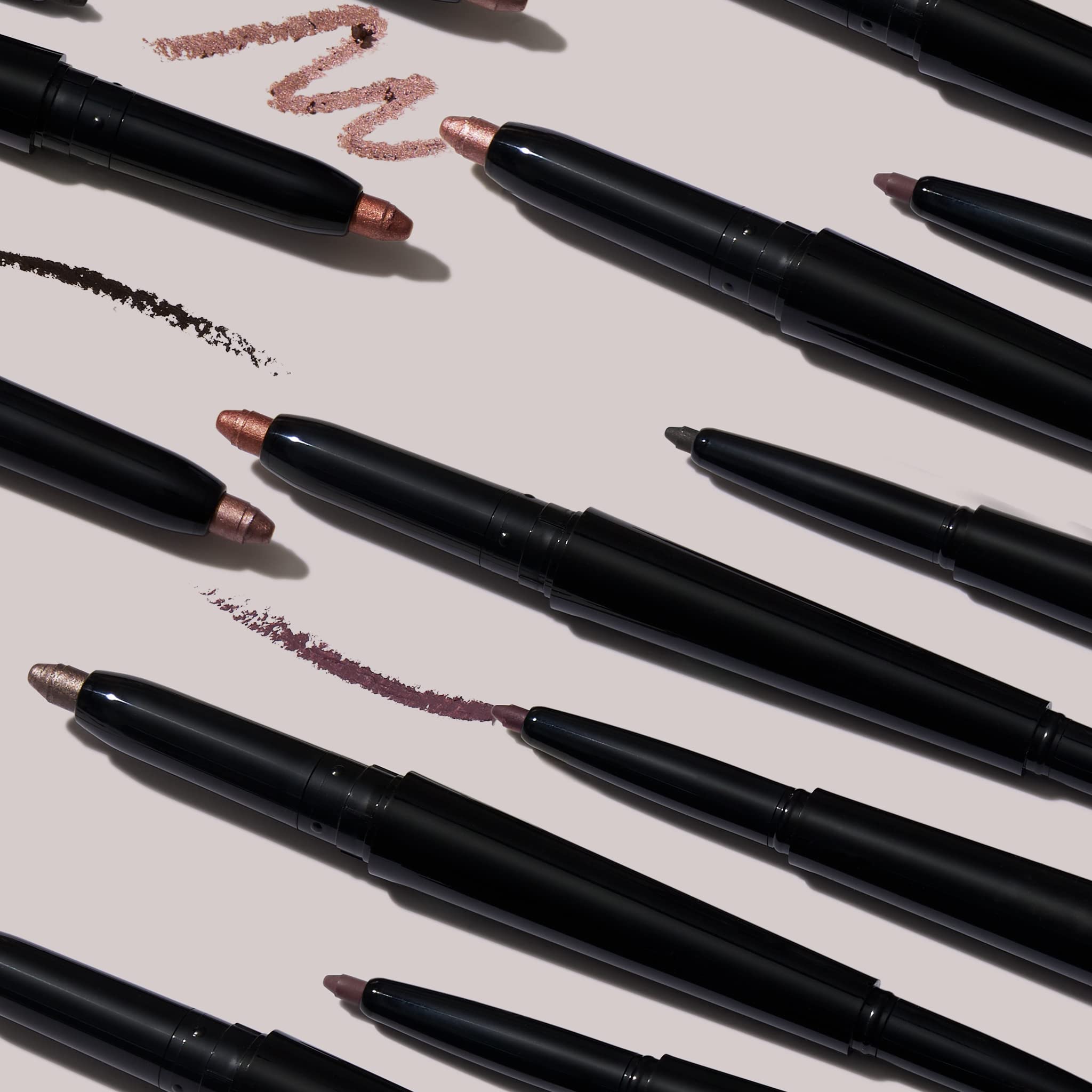 Laura Geller Swipe-n-Line delineado suave y definido para uso diario