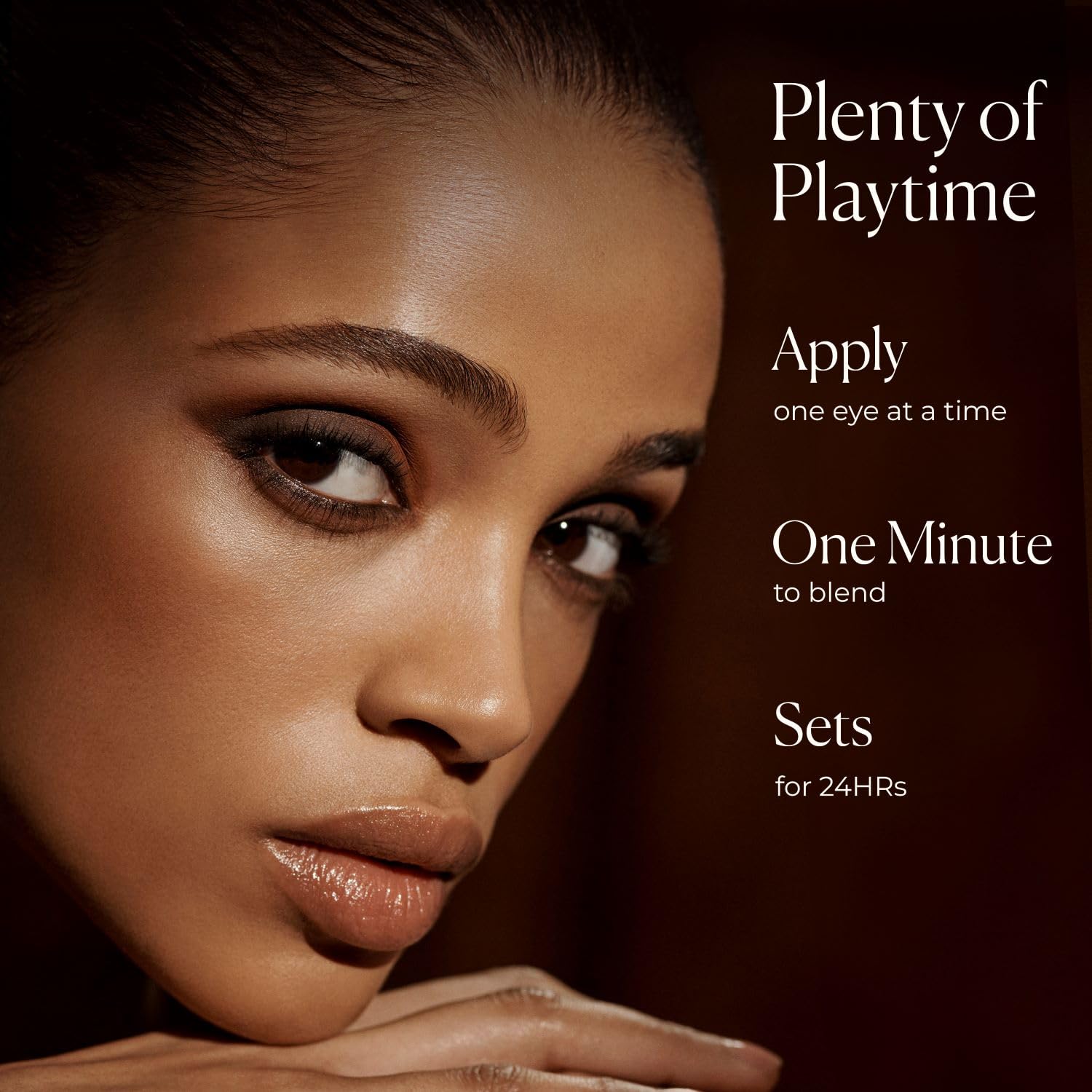 Laura Mercier Petit Icons Duo: conjunto regalo navideño para crear estilos rápidos.