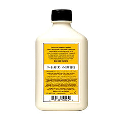 Layrite Acondicionador Hidratante, textura cremosa visible, mejora la suavidad y peinado sin peso.