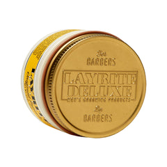 Layrite Original Pomade en acción para un peinado diario estable y limpio
