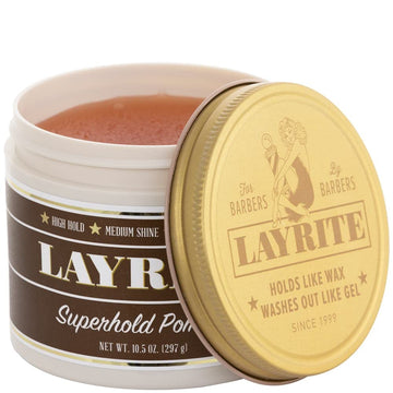 Layrite Super Hold pomade: aplicación suave para cabello grueso.
