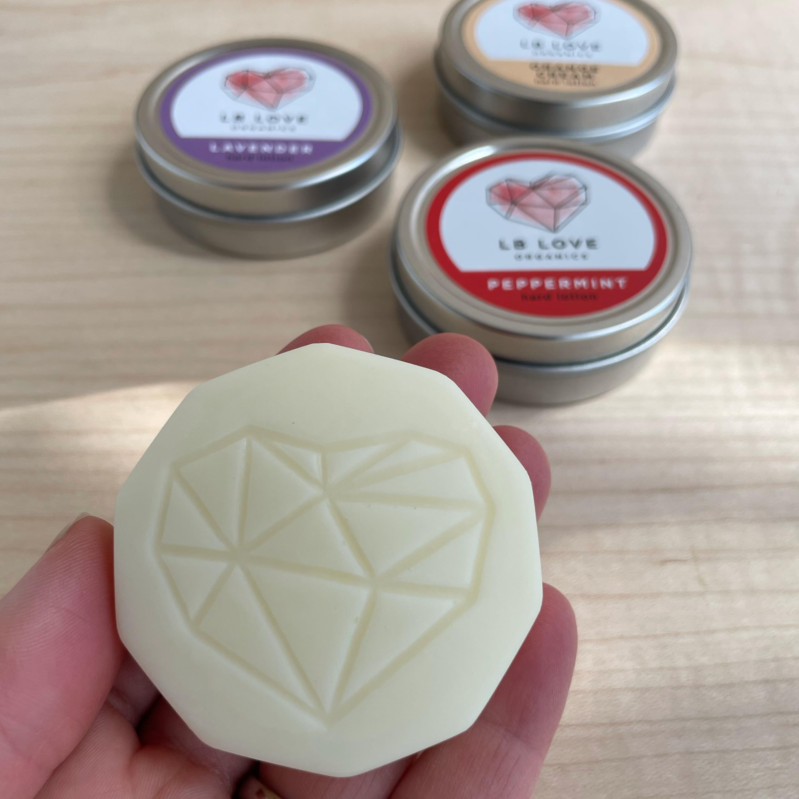 LB Love Organics barra de loción dura para aplicación rápida en manos