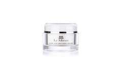 Le Mieux 24 Hr Age Defying Cream texture close-up, rich and hydrating for lasting moisture.