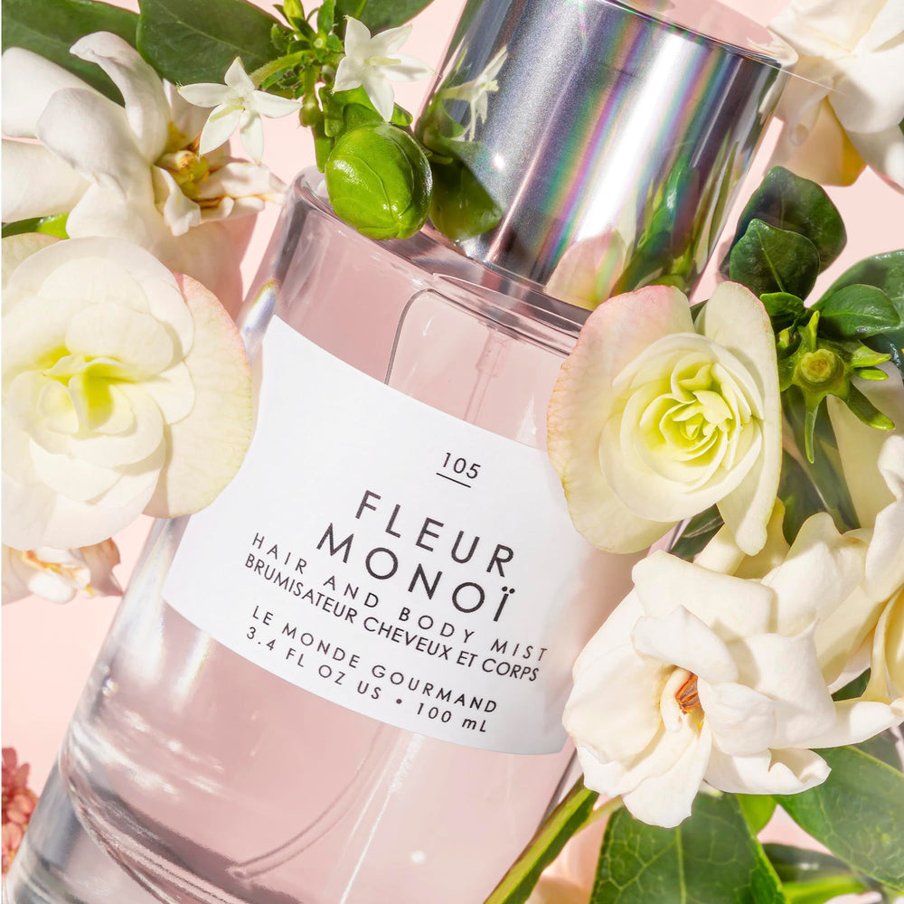 Le Monde Gourmand Fleur Monoï aplicación en ropa para aroma suave.