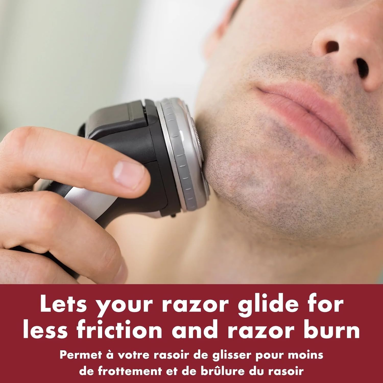 Lectric Shave Pre-Shave Original, textura cremosa para aplicar con facilidad.