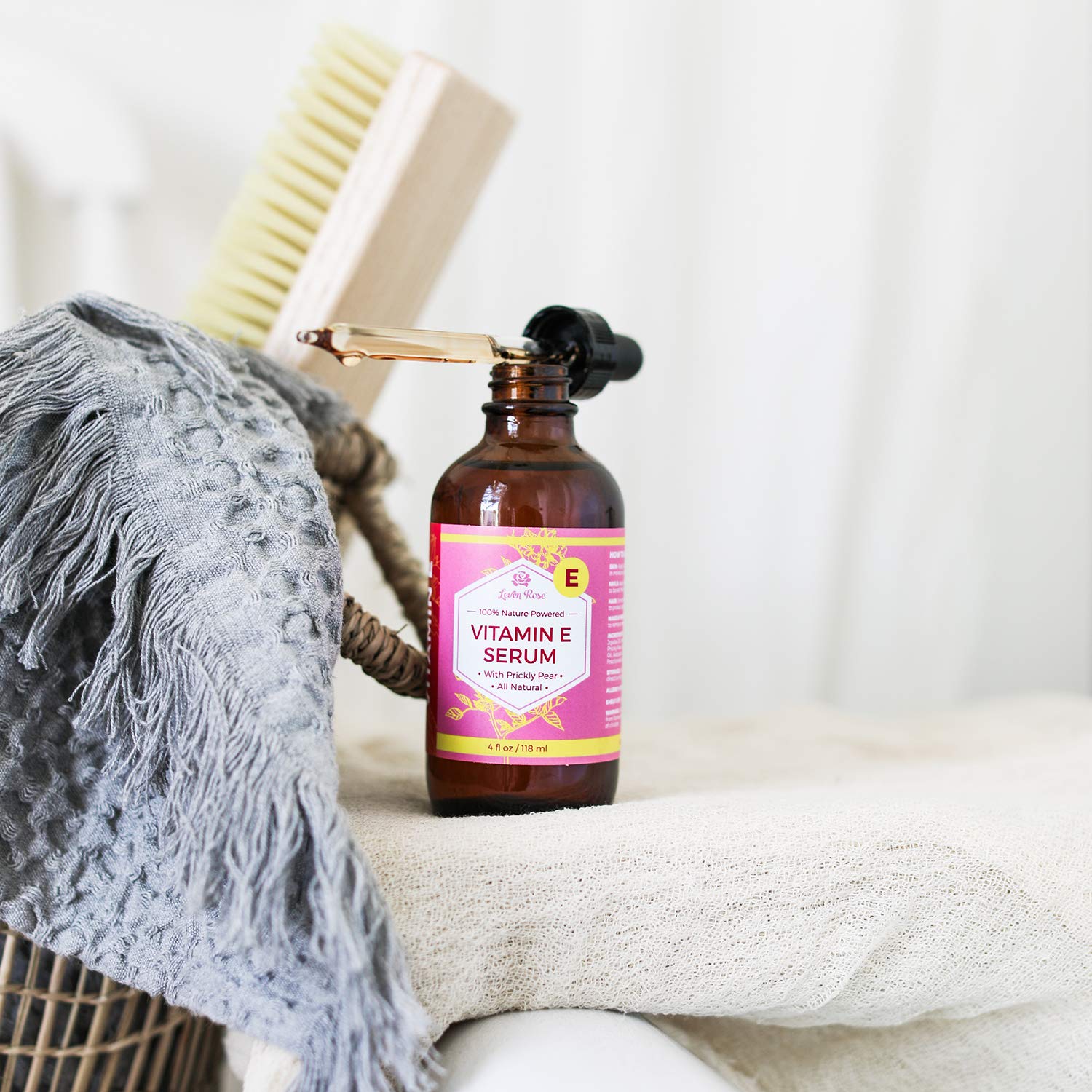 Leven Rose Vitamina E, cuidado de uñas para fortalecer y evitar grietas.