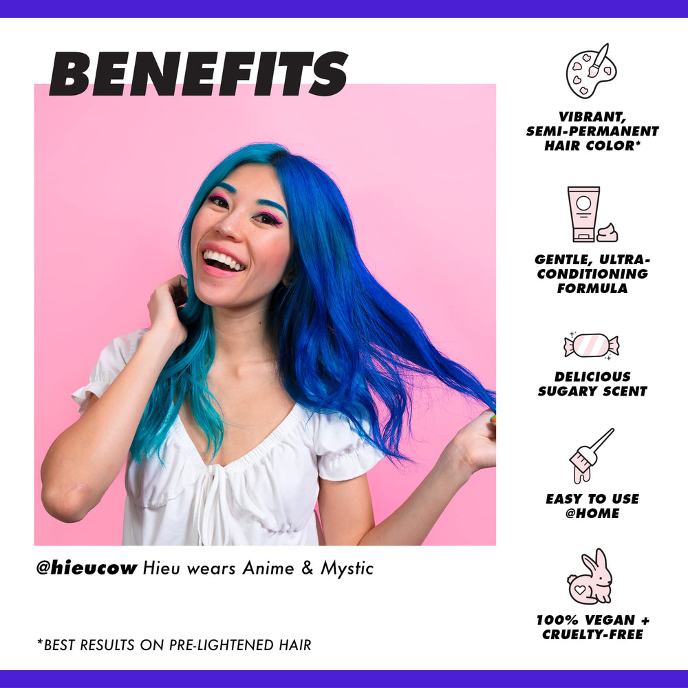 Lime Crime Tinte Unicornio para el Cabello Mystic: tono azul eléctrico sobre cabello preclarificado.