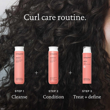 Living Proof Acondicionador para rizos, ideal para uso diario en peinados variados.