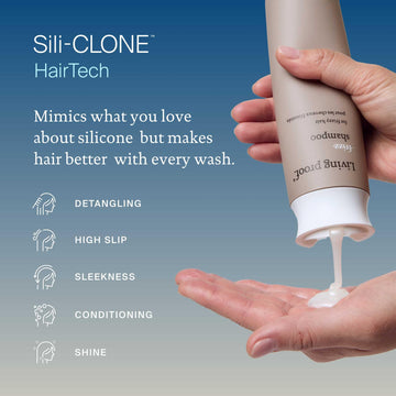 Living Proof No Frizz Shampoo, aplicación con la mano, cabello más manejable.