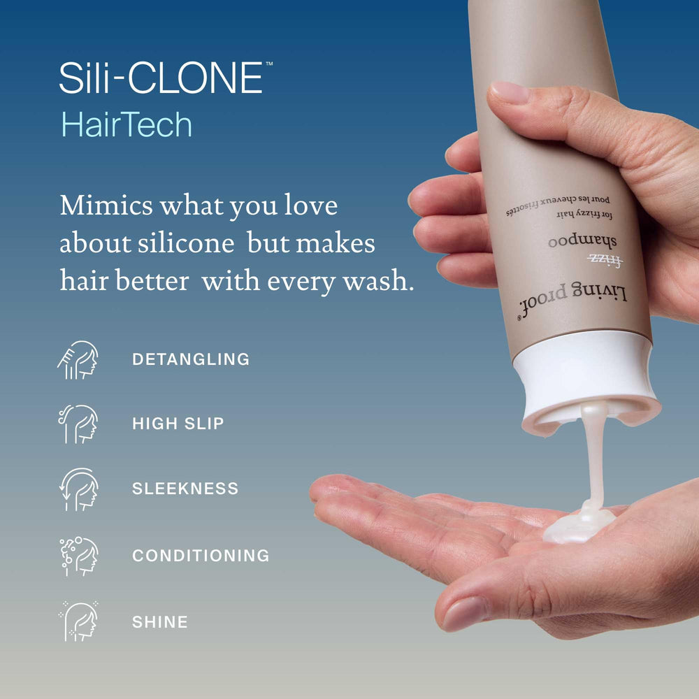 Living Proof No Frizz Shampoo, aplicación con la mano, cabello más manejable.