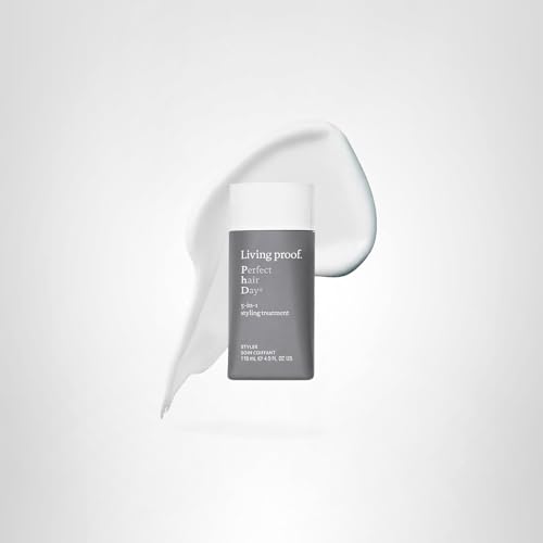Resultado pulido y cuerpo visible con Living Proof Perfect Hair Day.