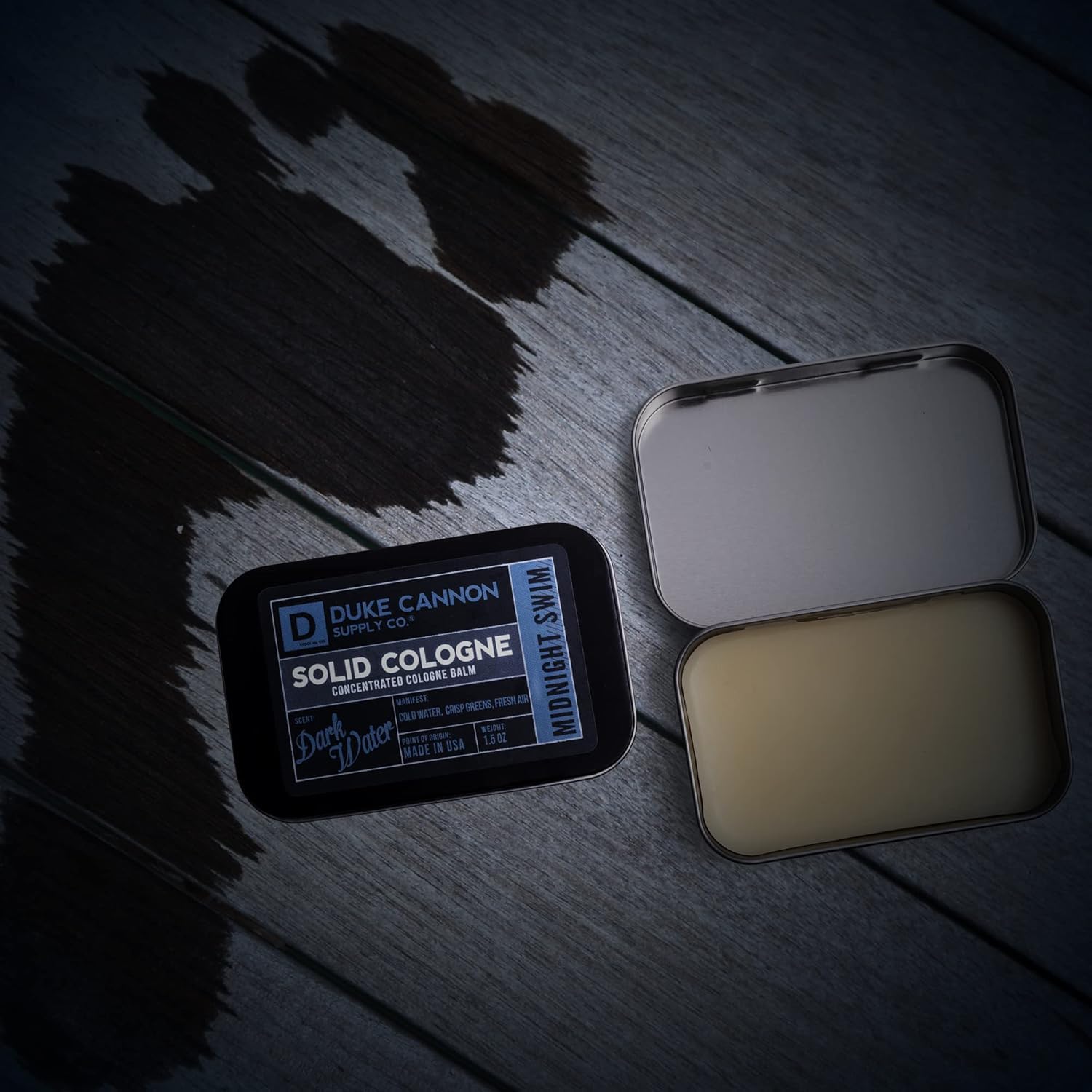 Duke Cannon Midnight Swim en formato viaje, ideal para llevar en bolso.