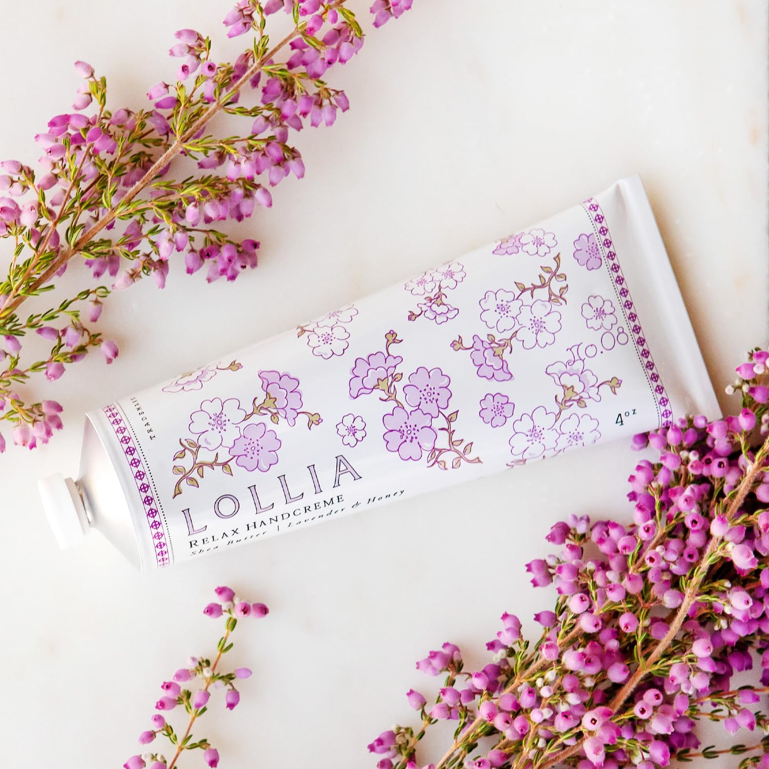 LOLLIA Relax aplicación rápida manos: absorción inmediata para uso diario.