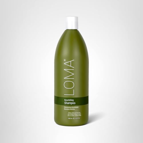 Massage du cuir chevelu avec le shampoing Loma, moment spa.