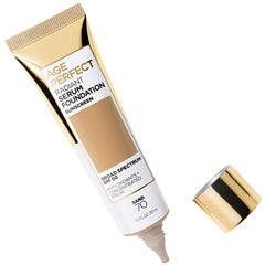 L’Oréal Paris Age Perfect con aplicador para acabado suave en piel sensible.