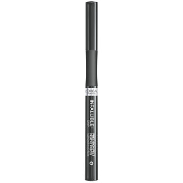 Resultado de maquillaje fiable con delineador gris de L’Oréal Paris.