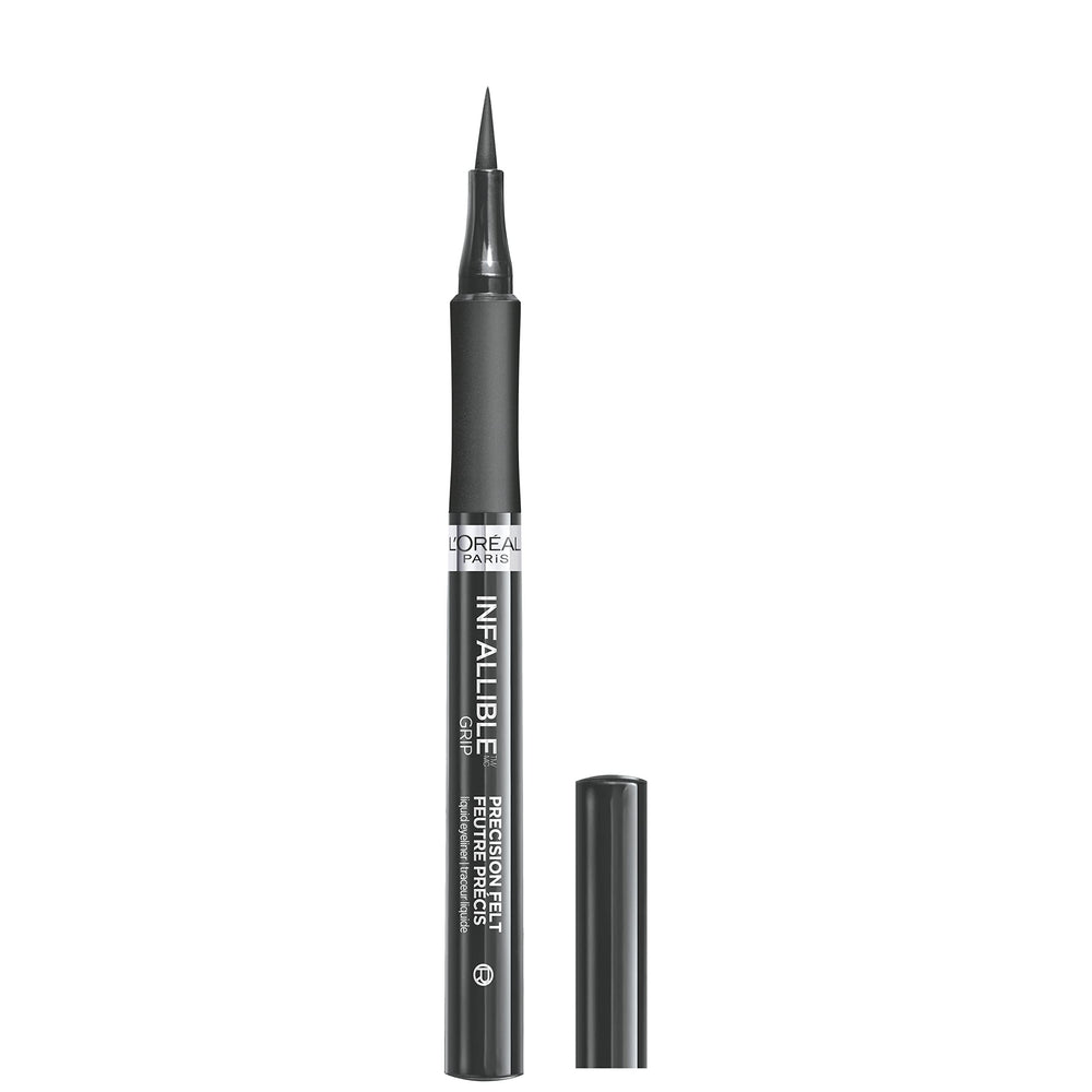 Delineador L’Oréal Paris Infallible, punta de fieltro para trazos precisos.