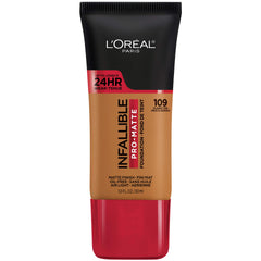 L'Oreal Paris Infallible Pro-Matte, botella visible, acabado mate duradero para todo el día