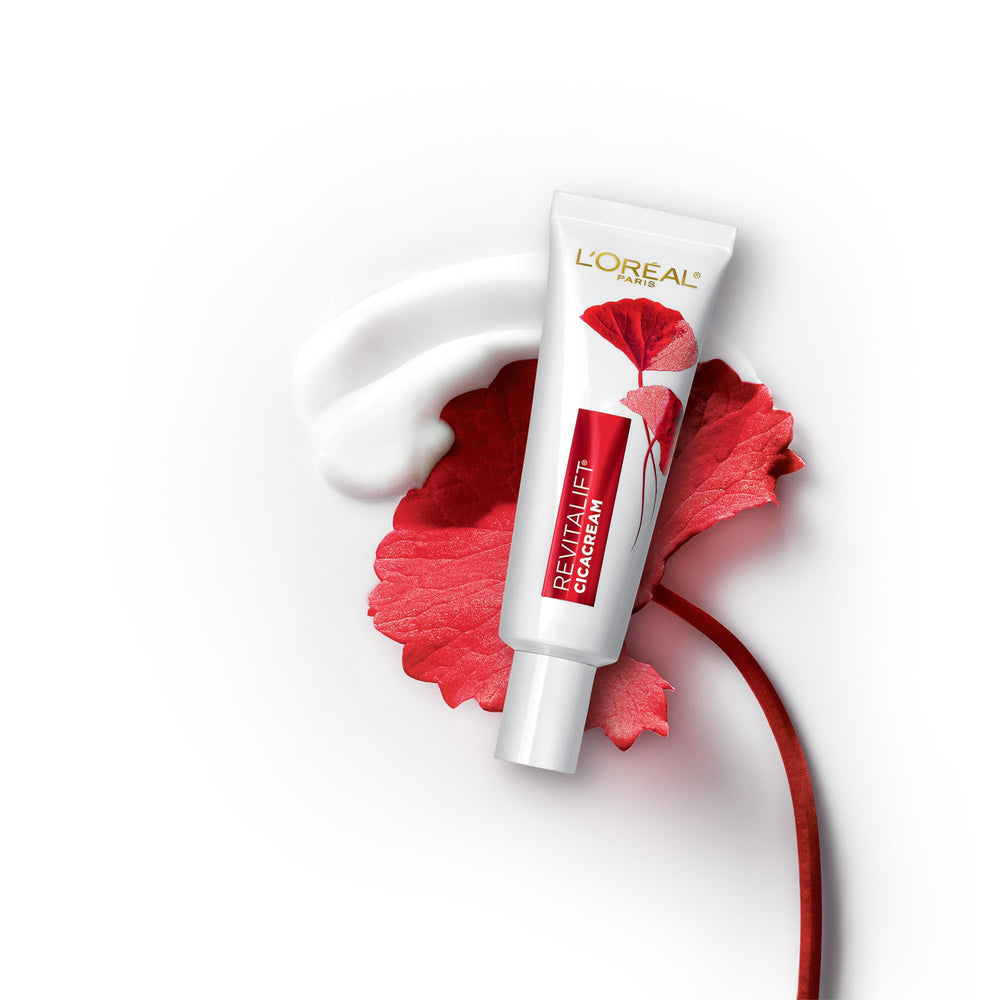 L'Oreal Paris Revitalift Cicacream libre de parabenos y colorantes.