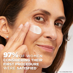 Pro-Retinol en Revitalift Triple Power ayuda a la firmeza de la piel.