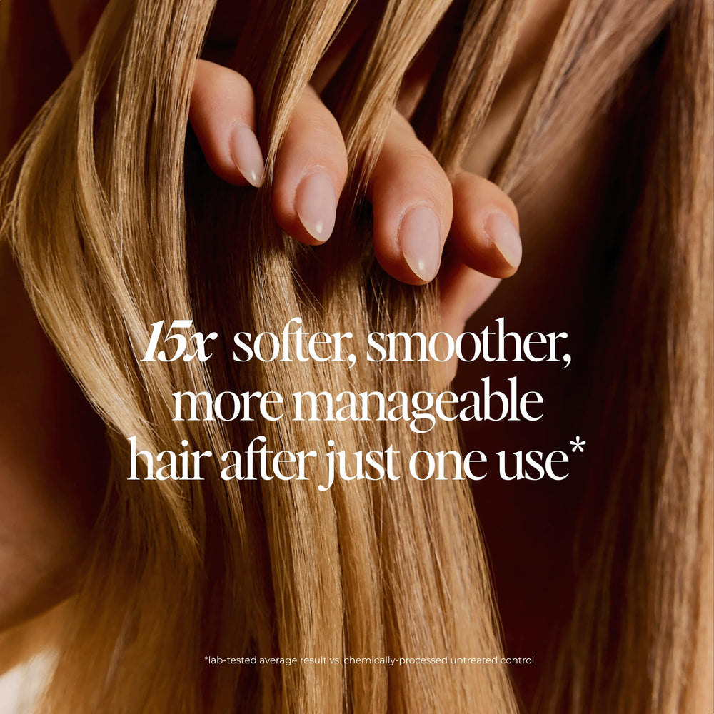 LolaVie Desenredante Iluminante aplicado en cabello mojado facilita peinado