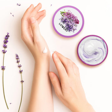 LOVERY crema corporal Lavanda Lila ideal para aromaterapia suave.